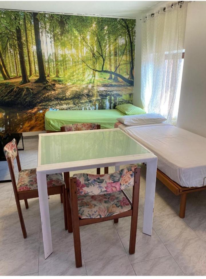 Cute Little Flat With View, 20 Mins To Bgy Airport Leilighet Pradalunga Eksteriør bilde